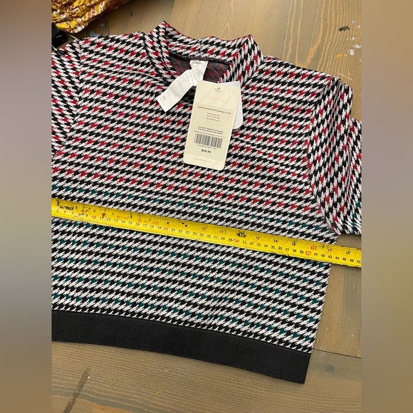 Fabletics Houndstooth Turtleneck Sweater - Black, Red, White Size XL - Picture 5 of 6